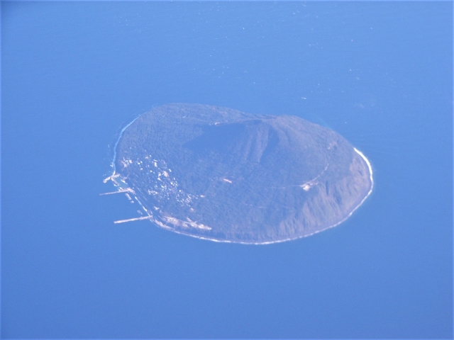 空から見た利島