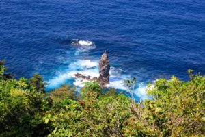 ロウソク岩(島根県・隠岐)