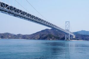 因島大橋。因島側から撮影。対岸は向島