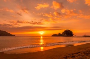 日和佐海岸の朝日(美波町)