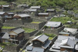 外泊地区の石垣の里(愛南町)