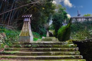 寺院と教会の見える風景(平戸)