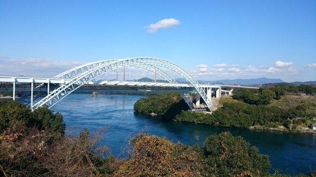 新西海橋（西彼杵半島北西部―針尾島）